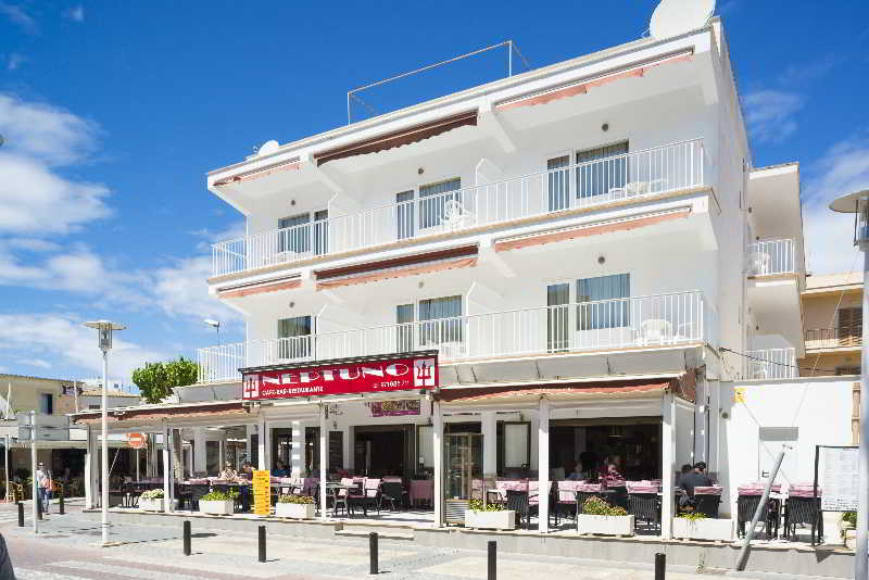 Neptuno Paguera Hostal (Adults only) 2