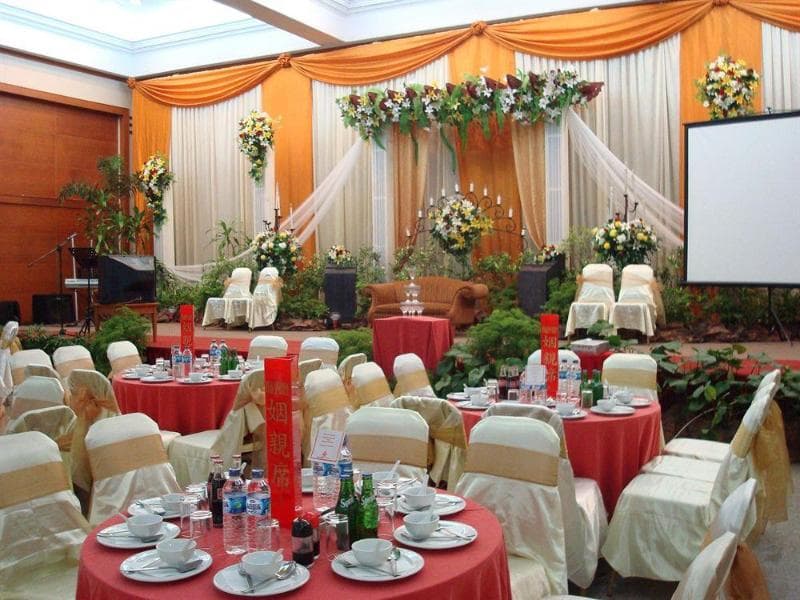 Makassar Golden photo 1