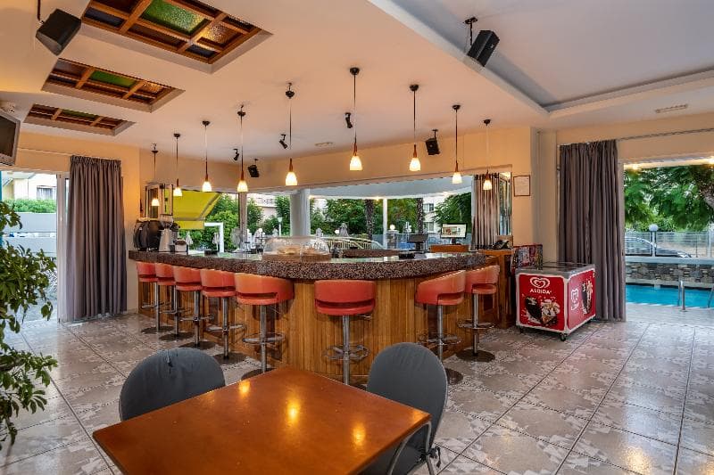 Angela Hotel 4