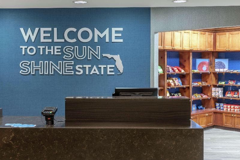 Hampton Inn & Suites Miami-Doral/Dolphin Mall 4