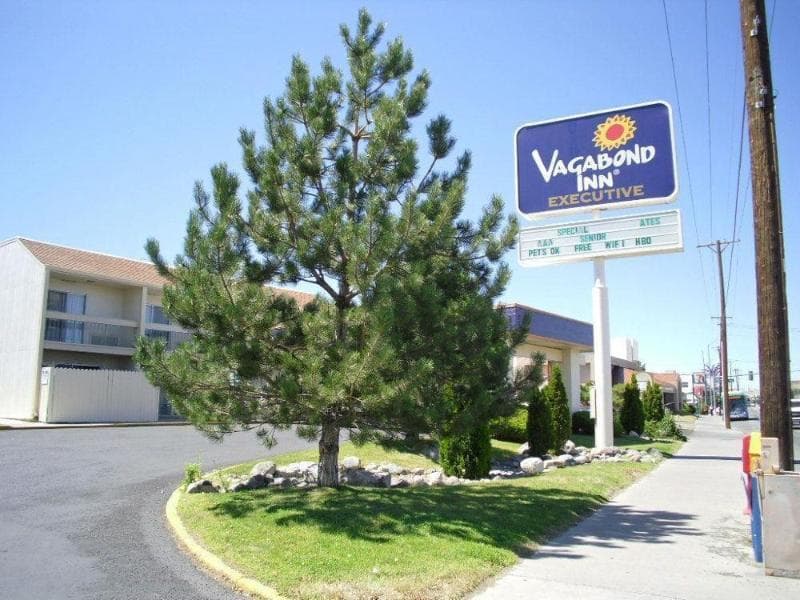 Travellers Inn 3