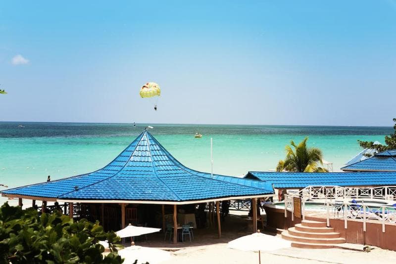 Negril Treehouse Resort 5