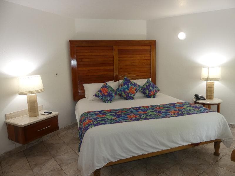 Negril Treehouse Resort 4
