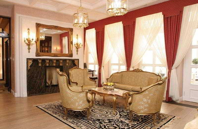 Imperial Hotel & Restaurant 2