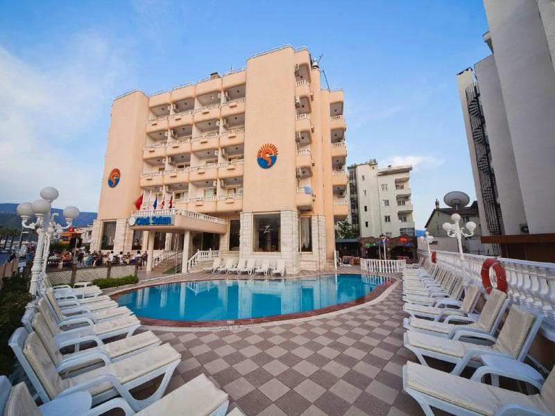 Selen Hotel main