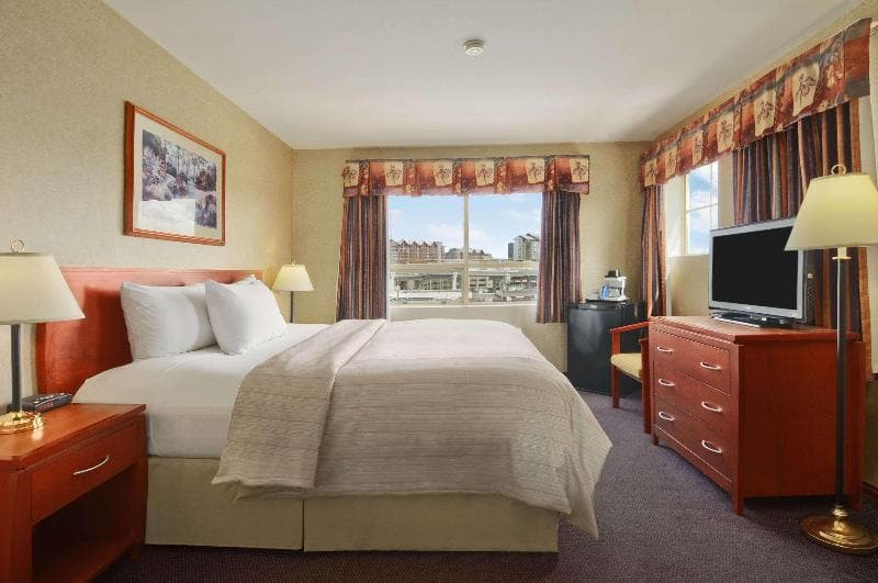 Days Inn by Wyndham Vancouver Airport 4