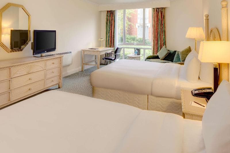 Hilton Northampton 4