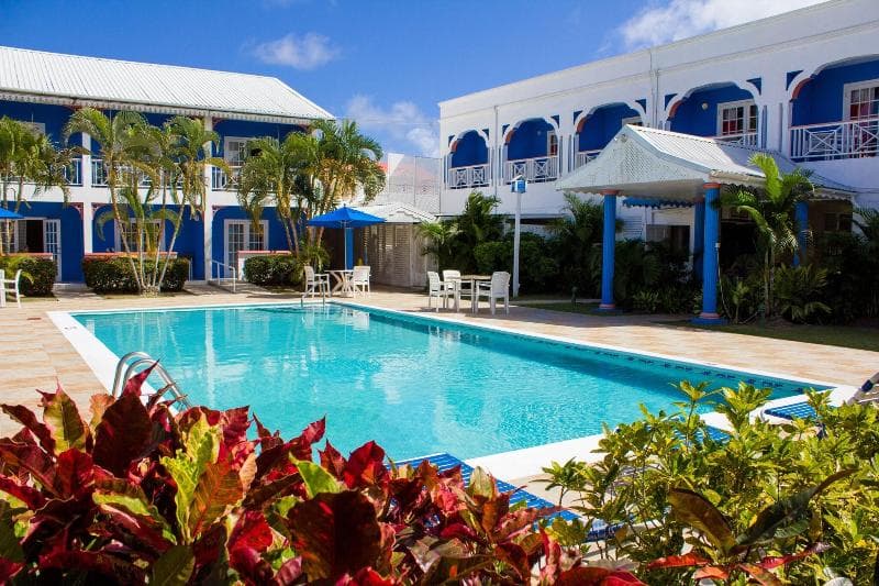 Bay Gardens Inn photo 1