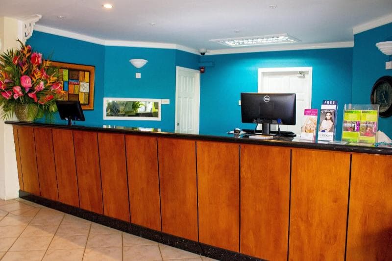 Bay Gardens Inn 5