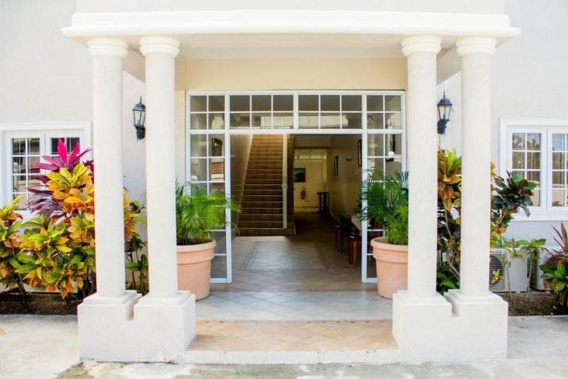 Bay Gardens Hotel 1
