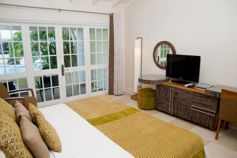 Island Inn Hotel 5