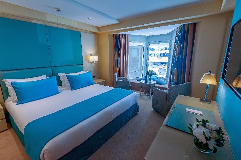 Port Palace 4