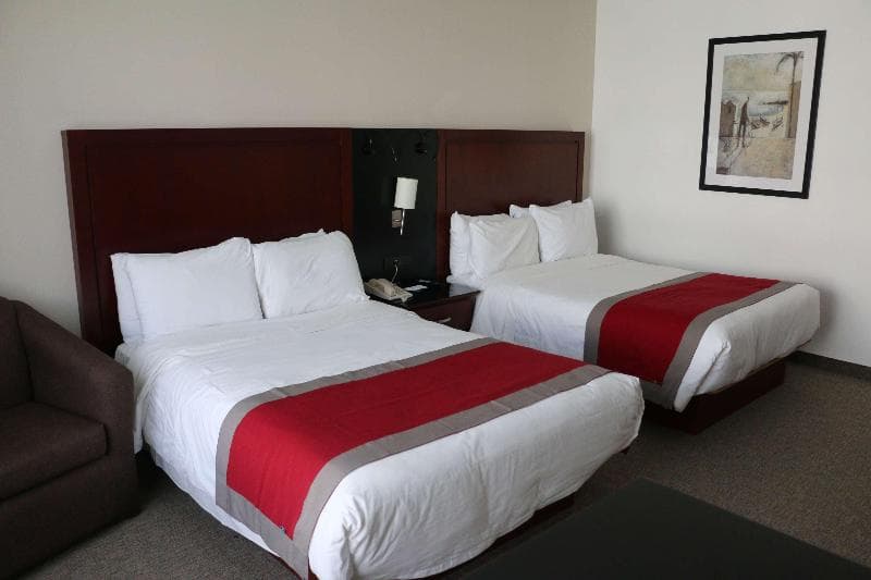 Radisson Poliforum Plaza 4