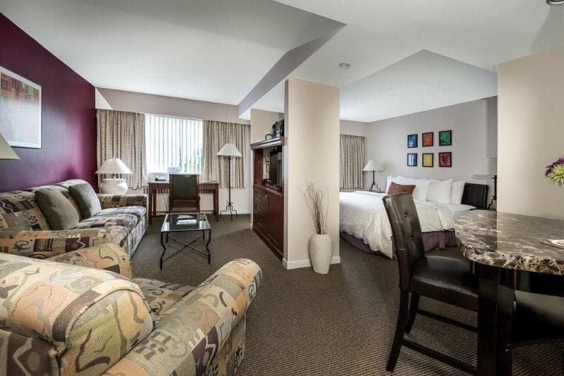 Rosellen Suites At Stanley Park photo 1