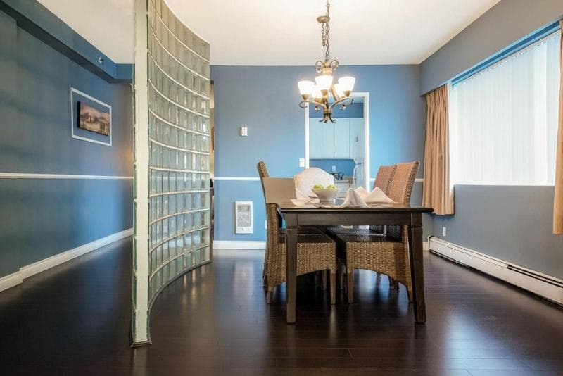 Rosellen Suites At Stanley Park 2