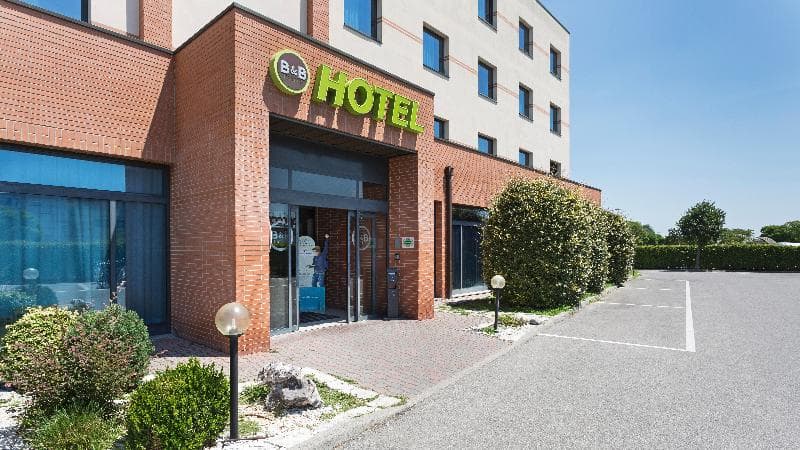 B&B HOTEL Ferrara 5