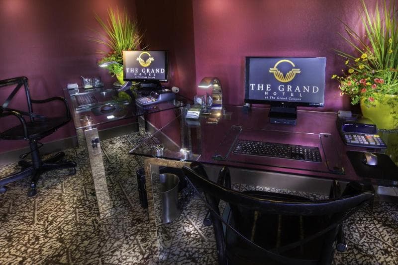 The Grand Hotel at the Grand Canyon 4