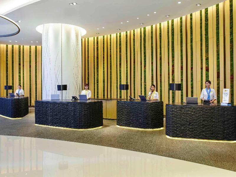 Novotel Hong Kong Century 5
