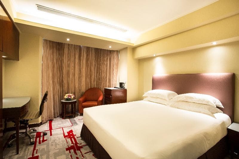 Wharney Guang Dong Hotel 5