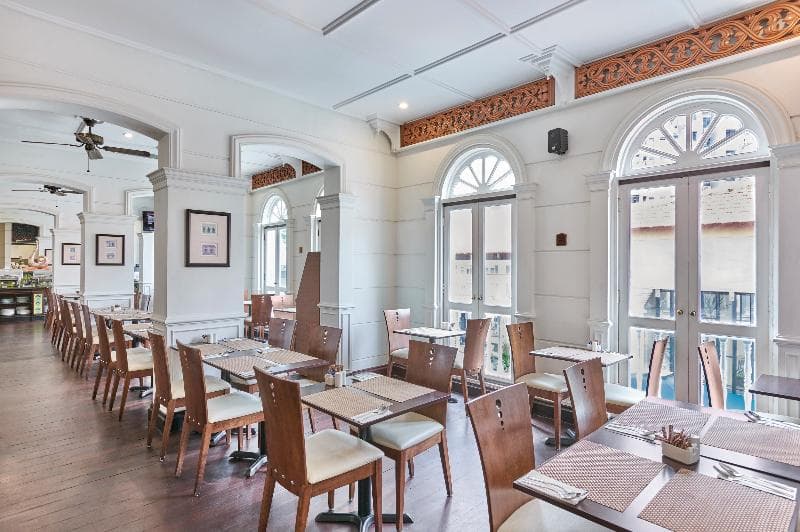 Village Hotel Albert Court 4