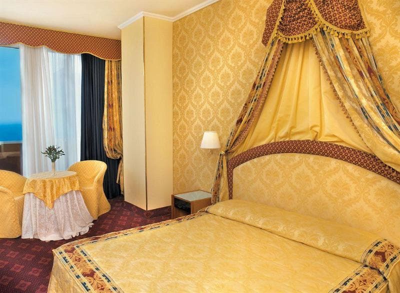Admiral Art Hotel 4
