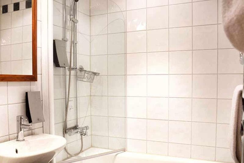 Clarion Collection Hotel Temperance 4