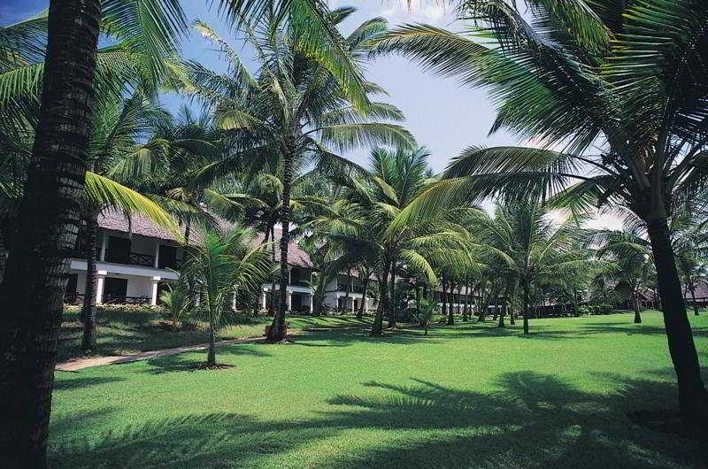 Voyager Beach Resort photo 1
