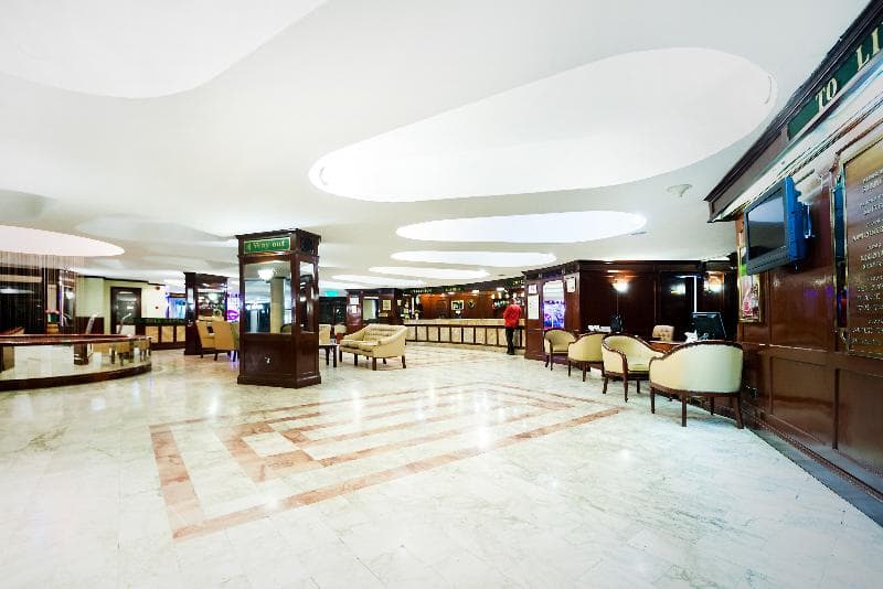Nairobi Safari Club 5