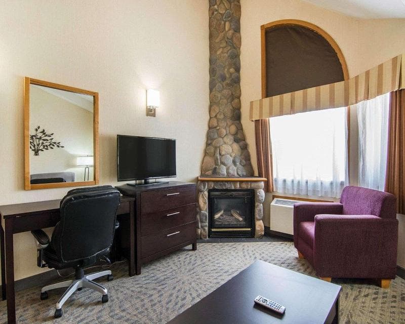 Chateau Canmore photo 1
