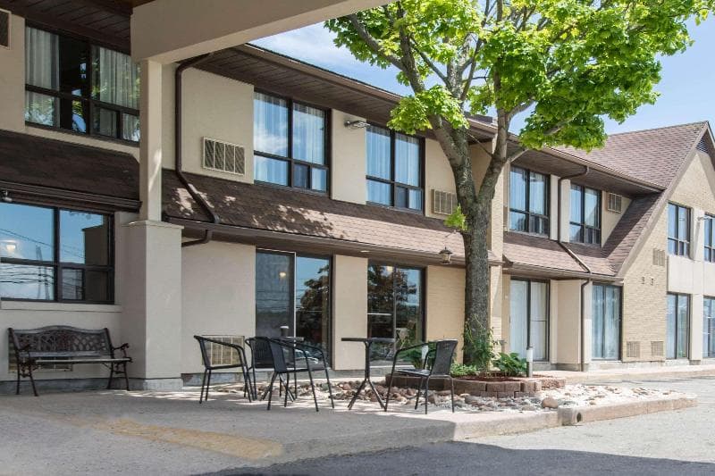Comfort Inn Dartmouth 4