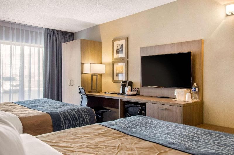 Comfort Inn Aeroport 5