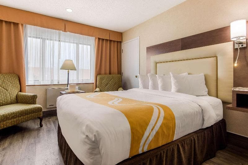 Quality Inn & Suites & Centre de Conférences Gatineau 5