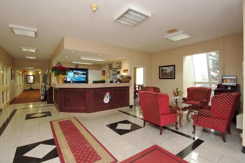 Niagara Lodge & Suites 3