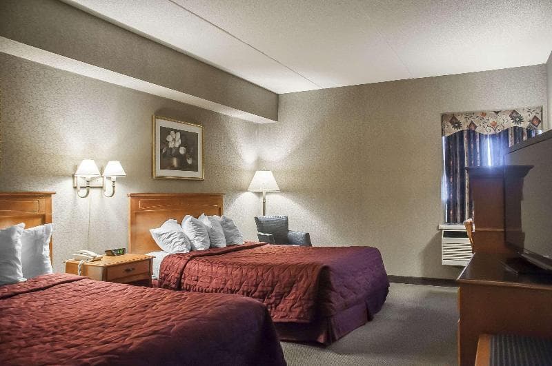 Comfort Inn Lundy's Lane 4