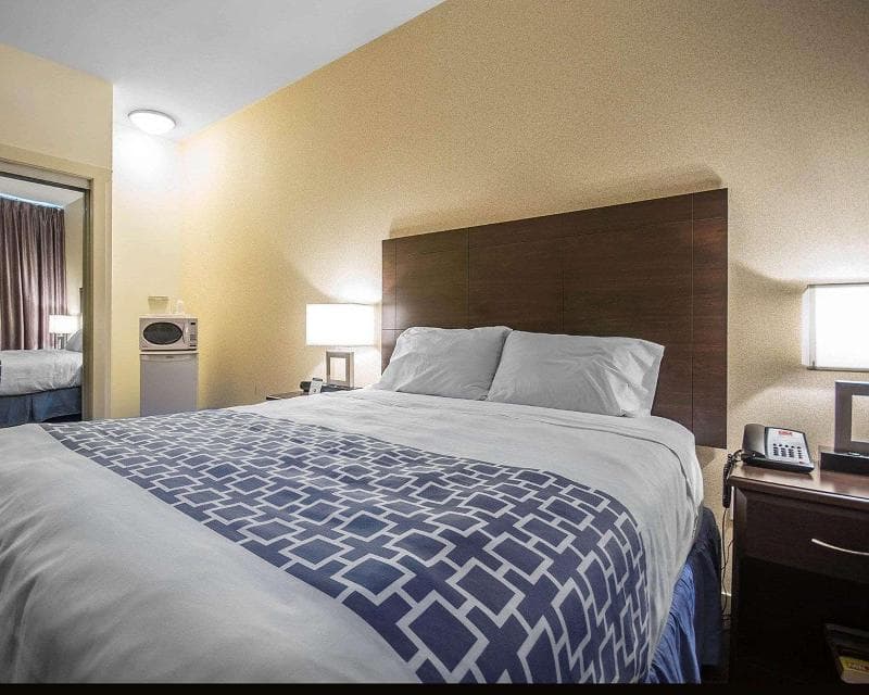 Motel 6 Surrey Bc (Ex Econo Lodge) main