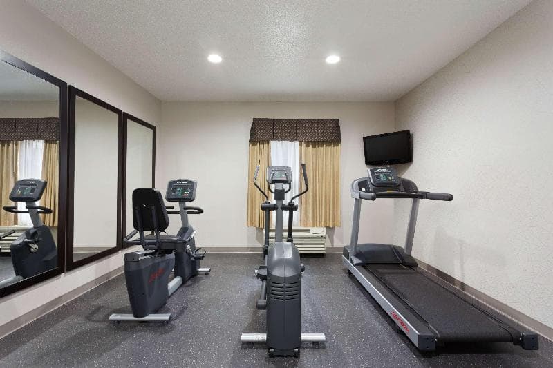 Sleep Inn & Suites photo 1