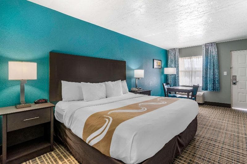 Quality Inn Bradenton North I-75 5