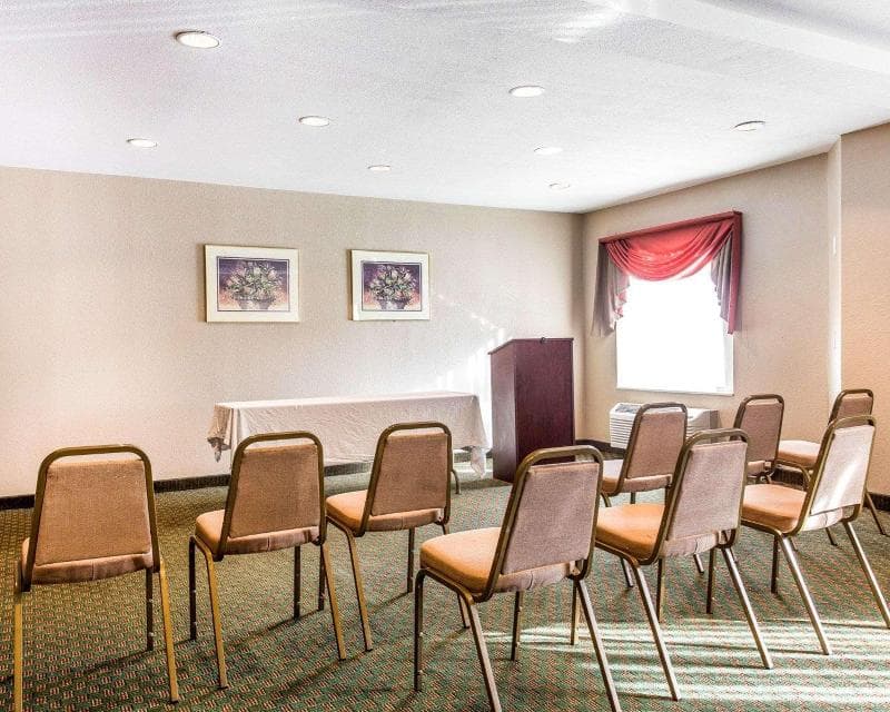 Sleep Inn Near Fort Jackson 4