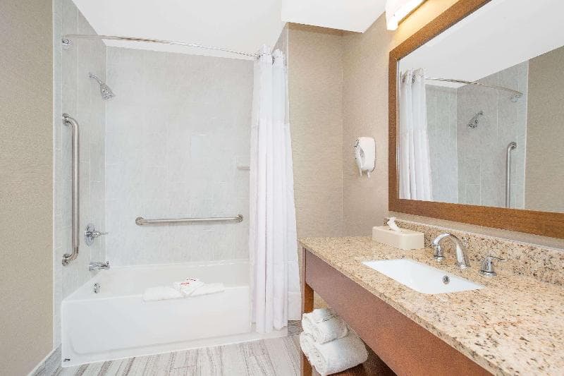 Ramada by Wyndham Denver International Airport 5