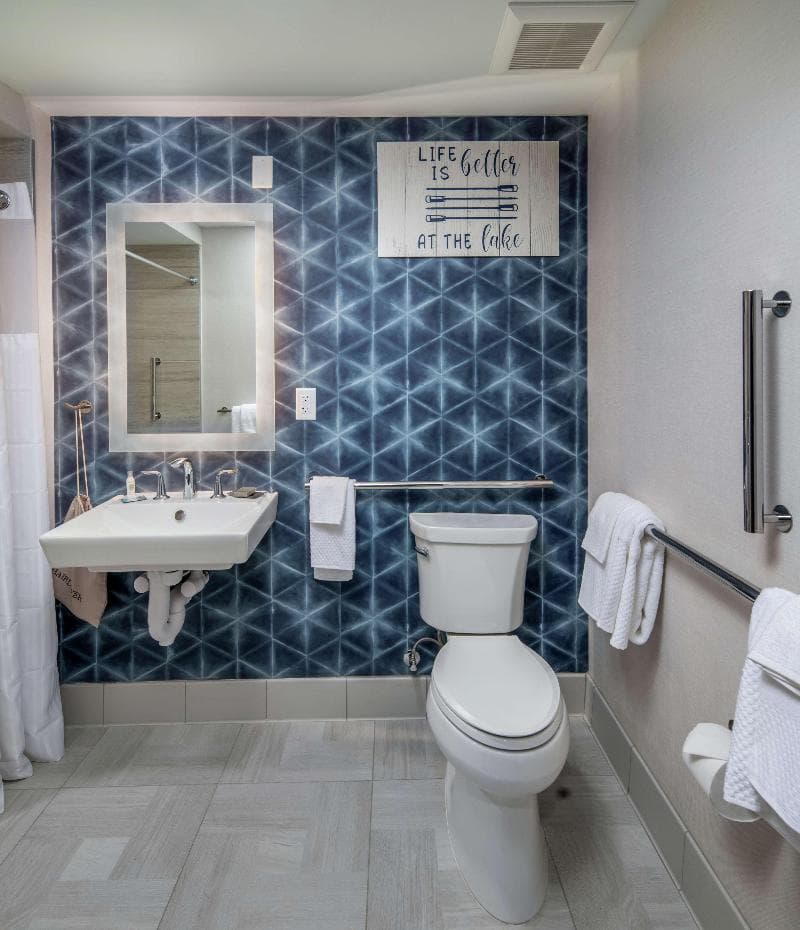 DoubleTree by Hilton Hot Springs 3