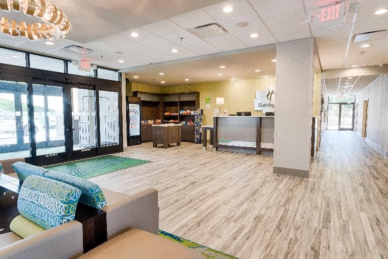 Holiday Inn Knoxville N - Merchant Drive 4