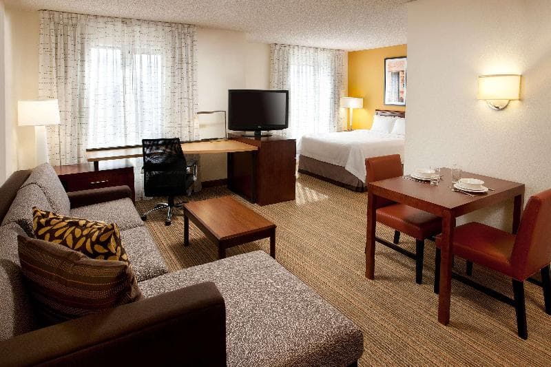 Sonesta ES Suites San Antonio Downtown Alamo Plaza 4