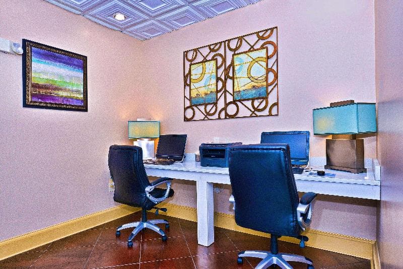Best Western Plus Savannah Airport Inn & Suites main