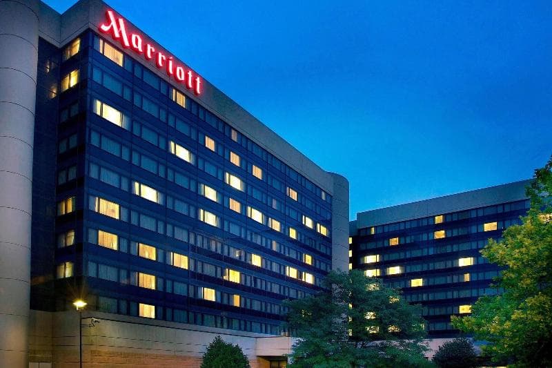 Newark Liberty International Airport Marriott 4