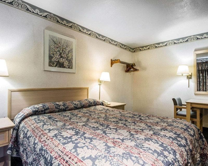 Rodeway Inn Monterey Near Fairgrounds 5