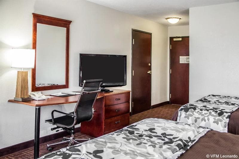 Sleep Inn & Suites 5