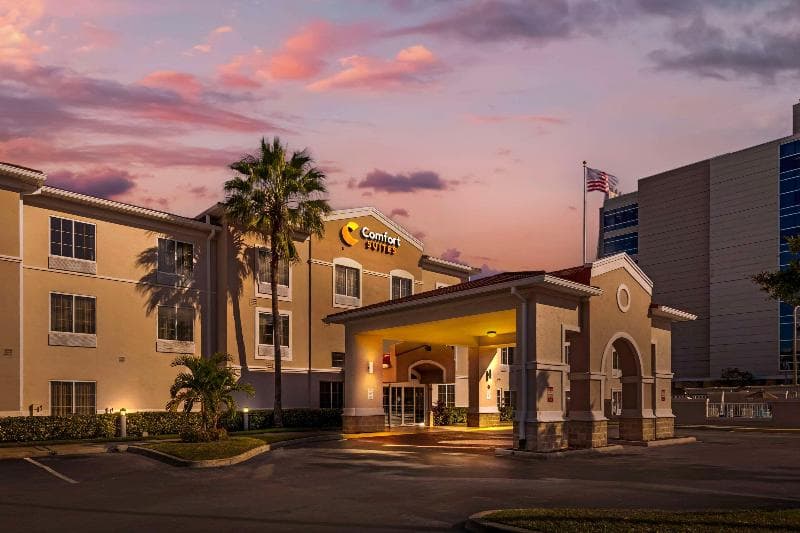 Comfort Suites Downtown Orlando 5