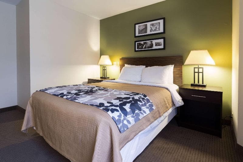 Sleep Inn Sky Harbor Airport 5