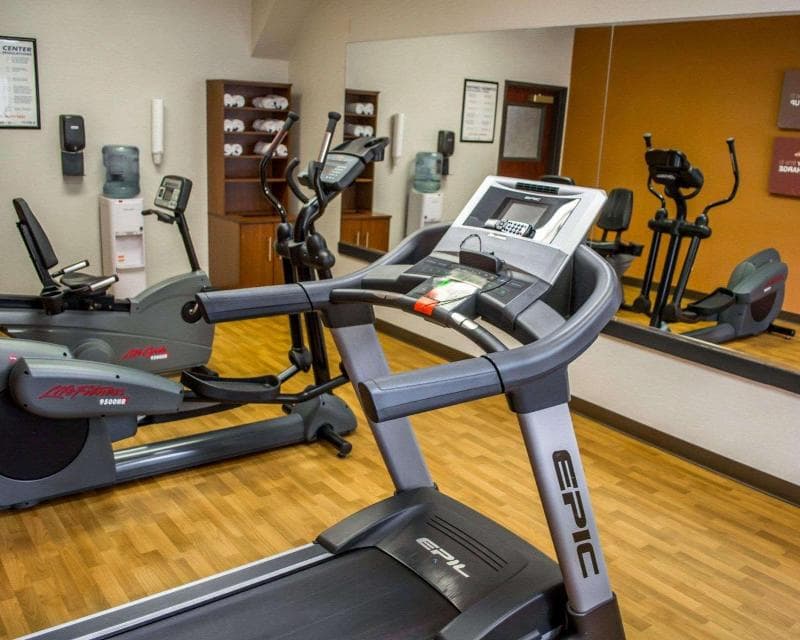 Comfort Suites Southwest 3