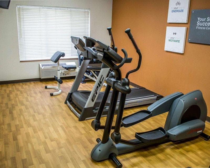 Comfort Suites Southwest 5